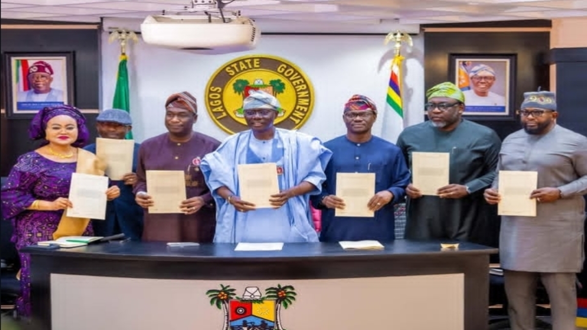sanwoolu-signs-2025-budget